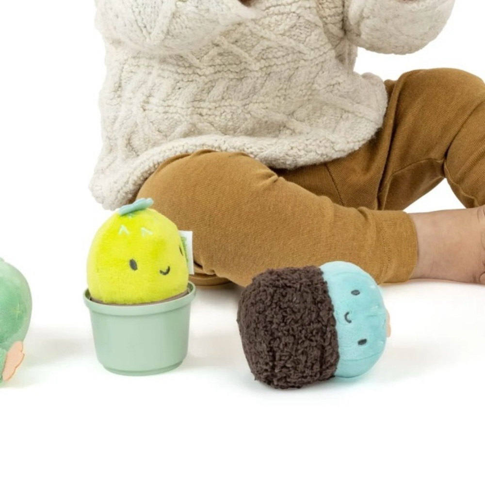 Ingenuity Nesting Rattles - Calm Springs - Picture 9 of 11